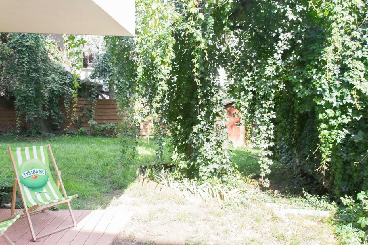 Private Garden In City Center P4You Pl クラクフ エクステリア 写真