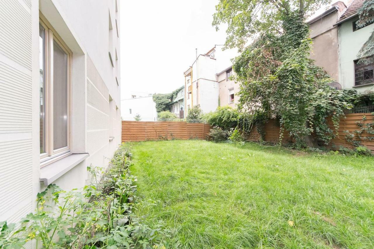 Private Garden In City Center P4You Pl クラクフ エクステリア 写真